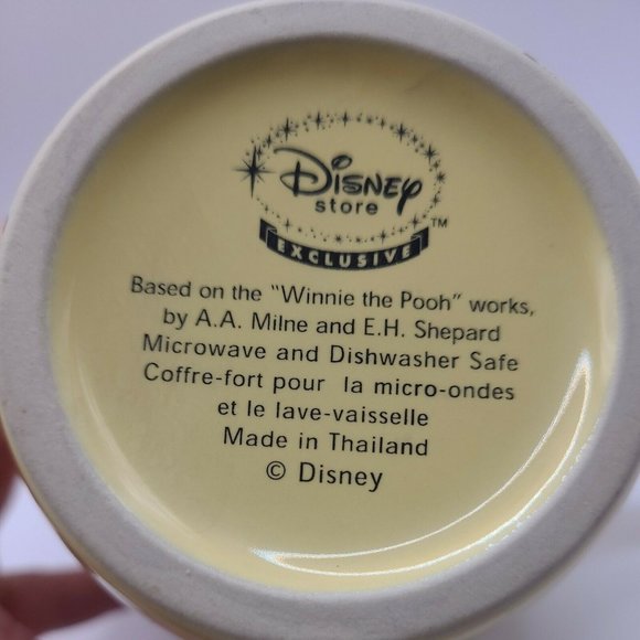 Disney Store Exclusive WINNIE THE POOH Yellow and Green Coffee Tea Mug Cup - Picture 6 of 6